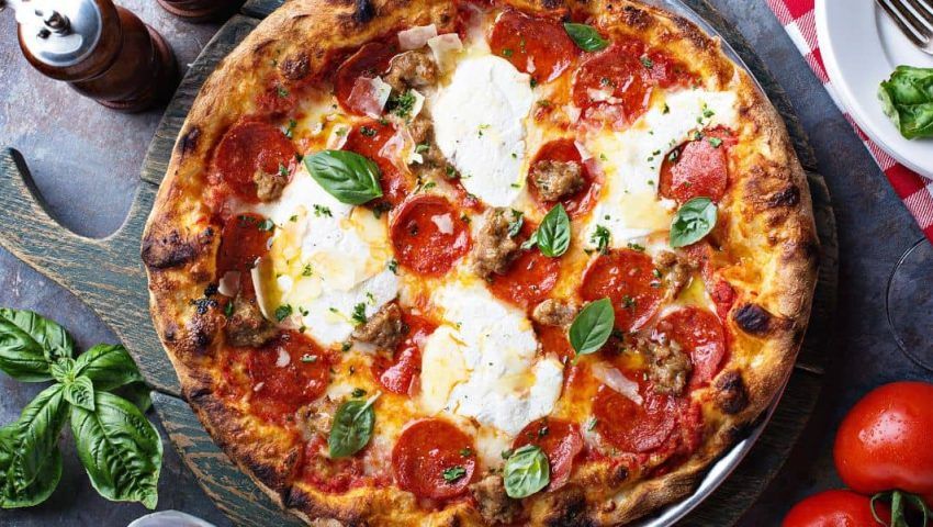 L’arte della pizza napoletana: un simbolo del territorio campano